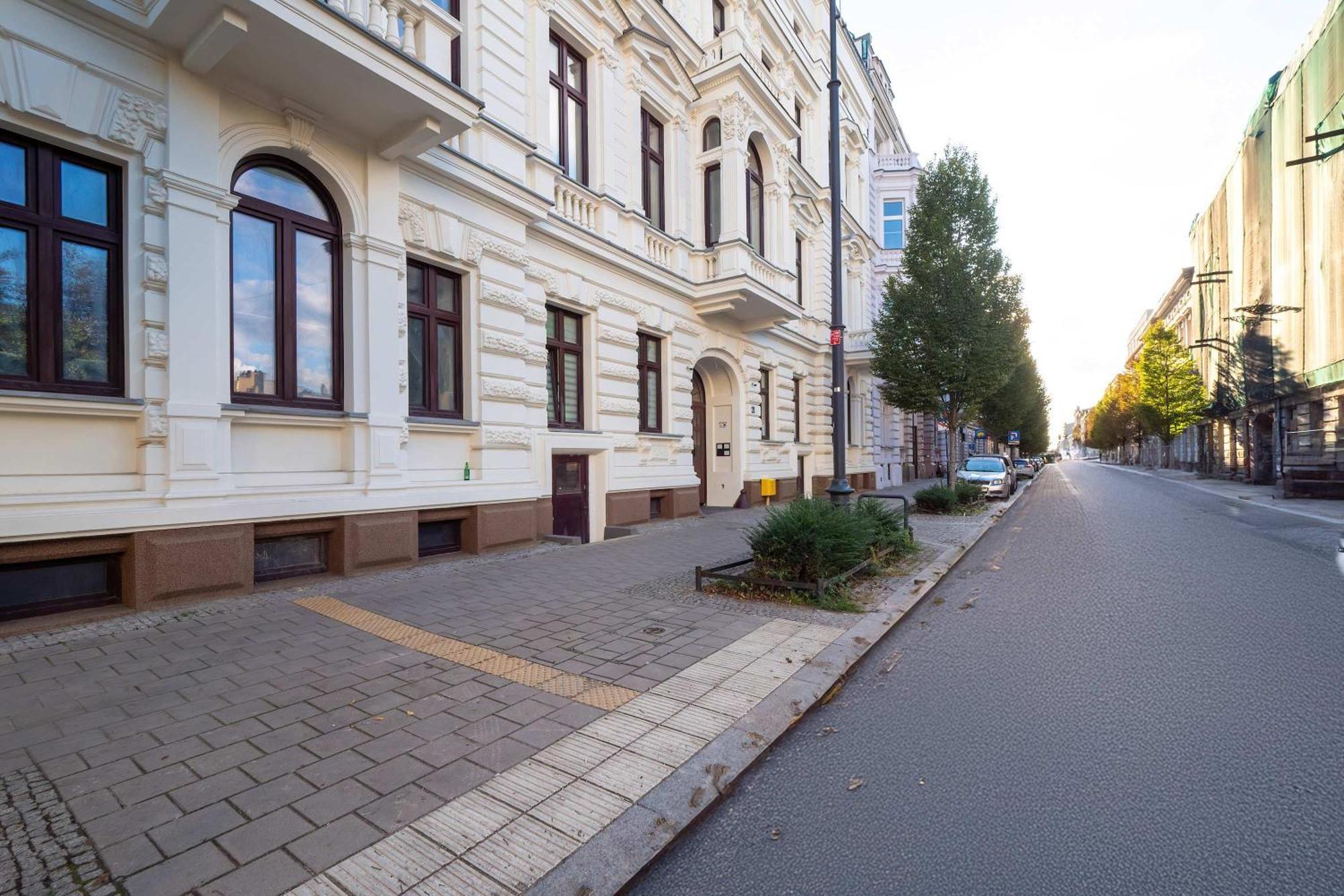 Apartment Jaracza Bright By Renters Lodz (Lodz)