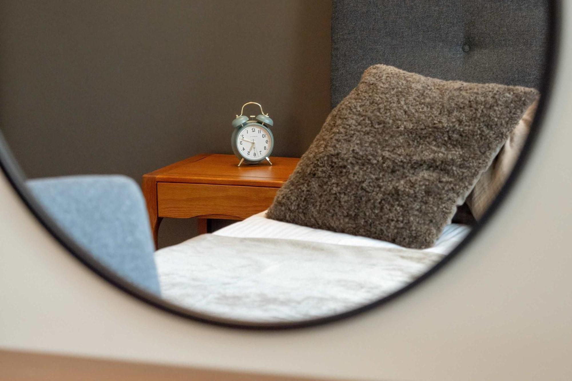 Apartment Jaracza Bright By Renters