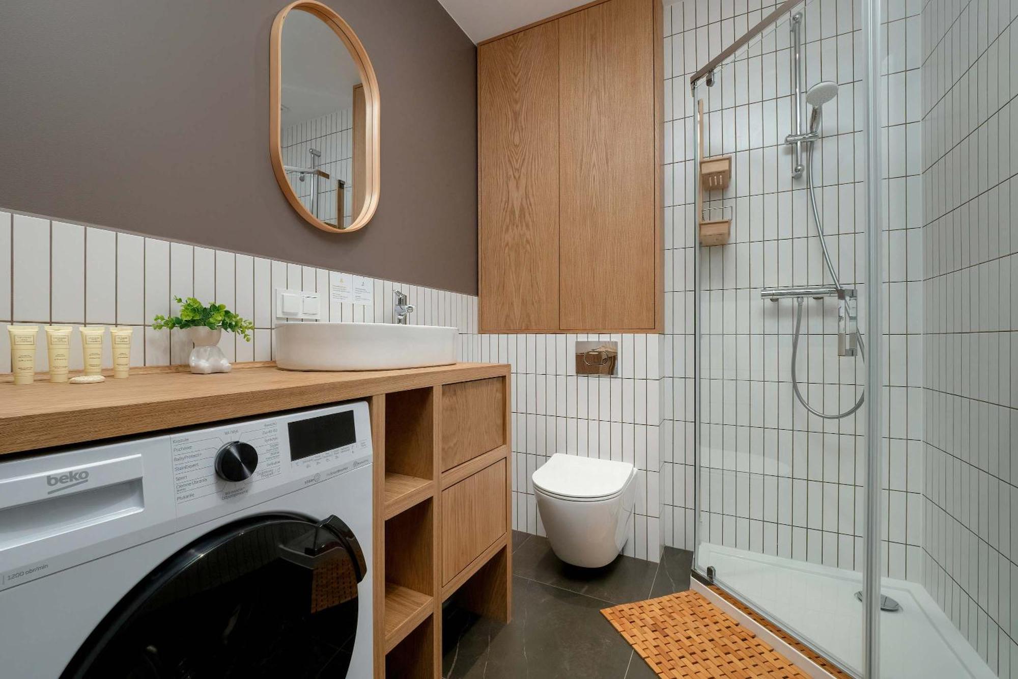 Apartment Jaracza Bright By Renters