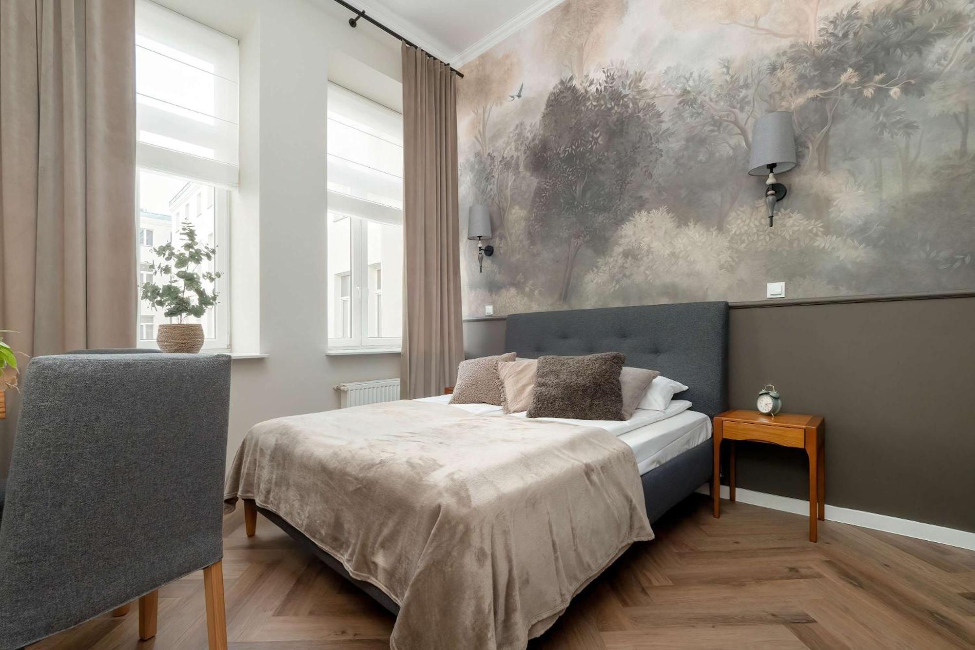 Apartment Jaracza Bright By Renters *